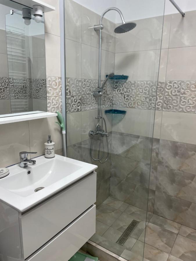 Iany Residence Năvodari المظهر الخارجي الصورة